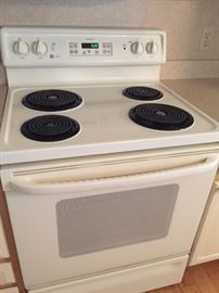 GE Profile - electric stove - white
