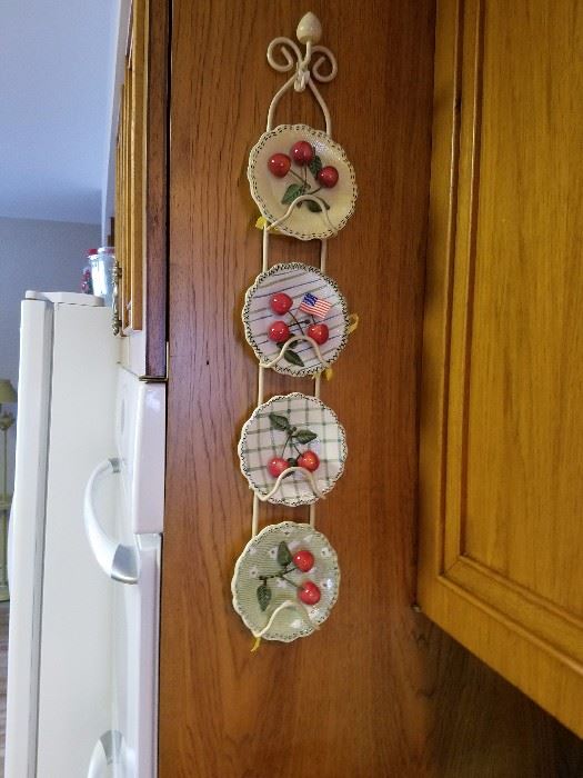 Cute 3 dimensional cherry plates  