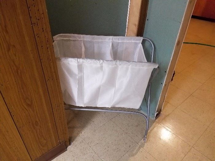 Laundry cart