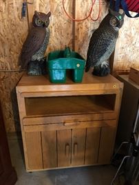 Yard owls, cabinet