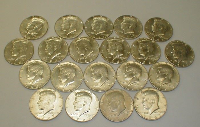 10$ face value of 1967 Kennedy 40% silver half dollars. Appears to be some au and bu. We are not coin graders