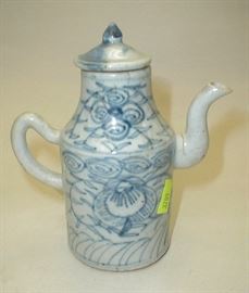 Repaired Cantonese blue & white soy jar