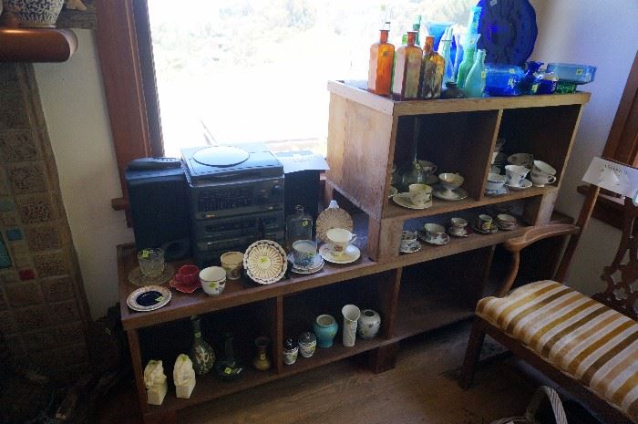 Loads of glassware, cups and saucers etc