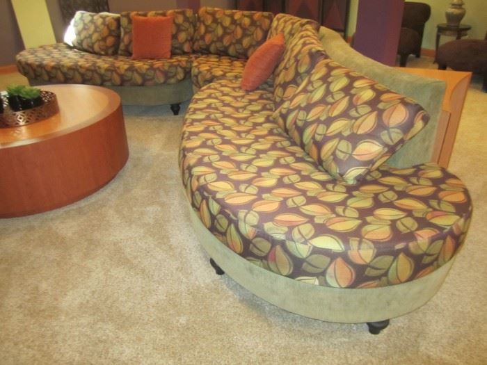 CUSTOM MADE SECTIONAL SOFA IN PERFECT CONDITION
