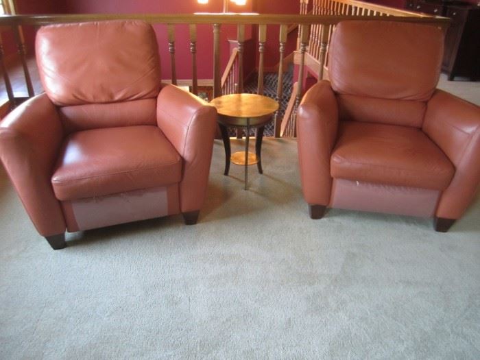 PAIR OF RECLINERS