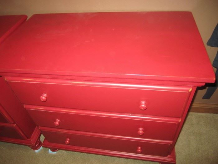 PAIR OF RED CHEST