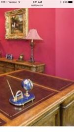 Leather top desk in perfect condition