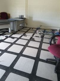 Computer room flooring, over 3000 square feet