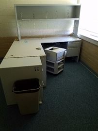 complete office or cubical arrangement matching and modular for easy moving
