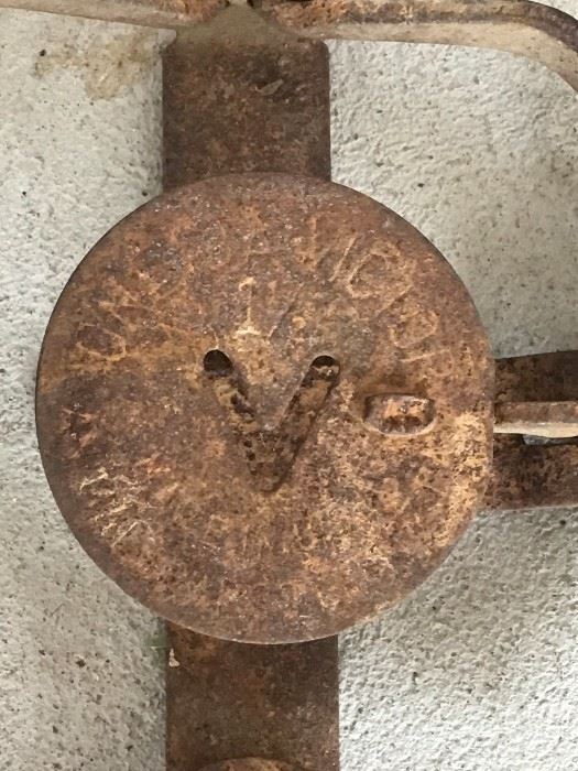 Vintage iron leg traps