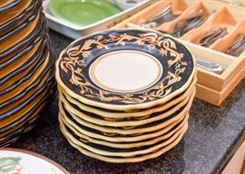 Dishes / Dinnerware