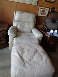 Chair/Ottoman