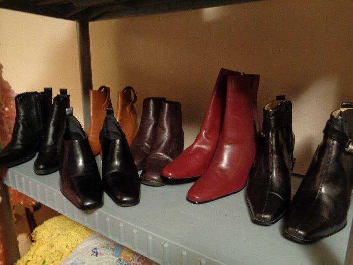 Ladies Boot Collection size 7 1/2