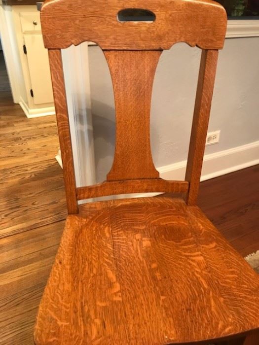 Oak chair 