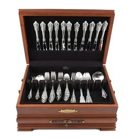 Wallace Sterling Silver "Grand Baroque" Flatware in Chest