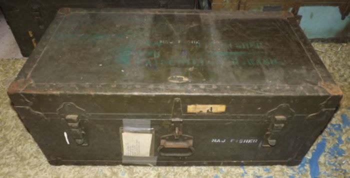 FVM048 Wooden Army Trunk  with Mystery Items
