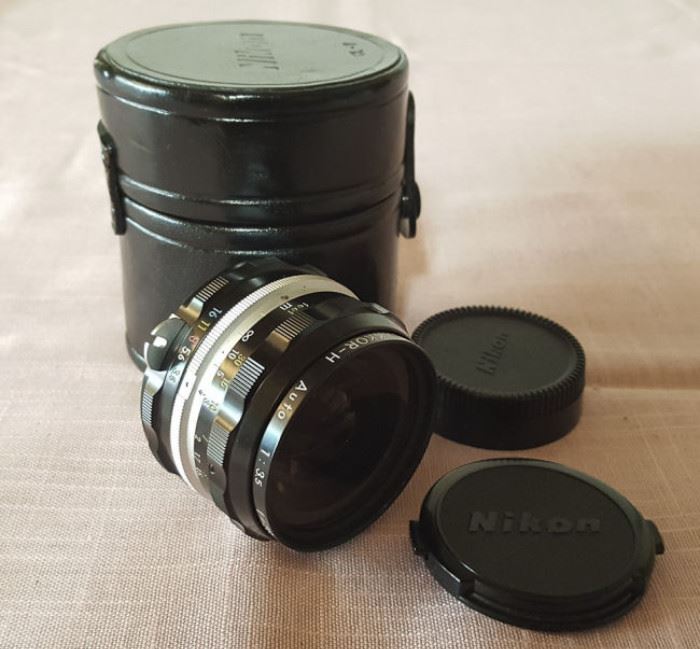FVM069 Vintage Nikon Nikkor-H Auto Lens with Leather Case
