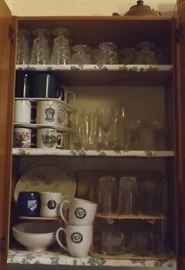 FVM081 Surprise Cupboard of Glassware and Mugs!

