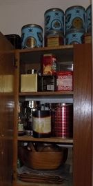 FVM133 Another Mystery Kitchen Cabinet Lot
