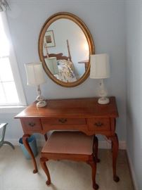 Q Anne Style Dressing Table, Lamps & Mirror