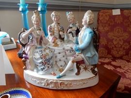 CONTA & BOEHME BOBBLEHEAD NODDER GROUP "THE CARD PLAYERS"