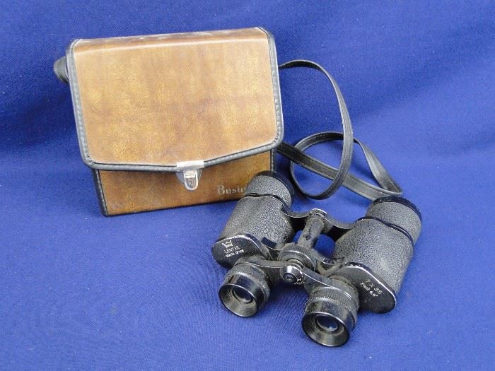 Bushnel Binoculars in Case