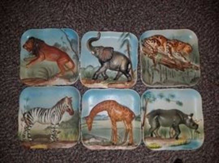 NAPCO Ceramics
Vintage Decorative Animal Plates
Set of six