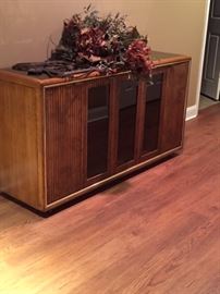 Mid Century Modern buffet 37 years old, also has piece that sits on top that has shelves ASKING $500, 