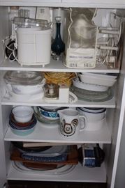 Small Kitchen Appliances and other Kitchenware