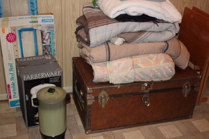 Trunk Farberware and Blankets