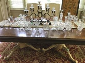 "White" Dining Room Table ~ Comes with 8 Chairs & 3 Leaves (check out the table's legs), Crystal