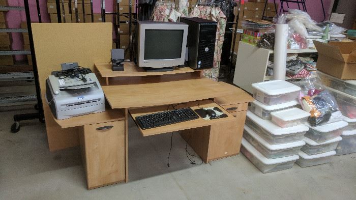 Computer desk. Good condition.