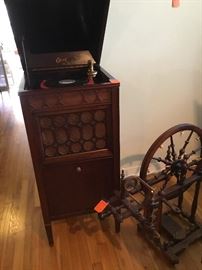 Victrola phonograph & spinning wheel