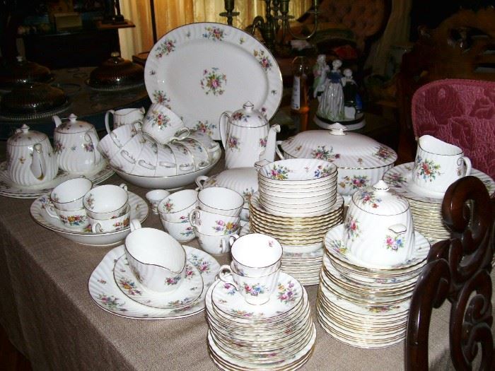 Large, perfect set of Minton china in the "Marlowe" pattern.