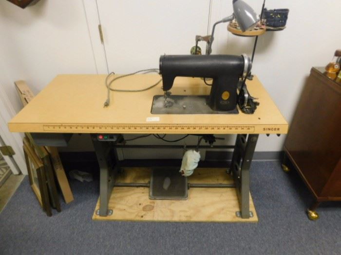 Industrial Singer sewing machine model 400w21