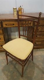 $40  Wood desk     Wood chair    $15