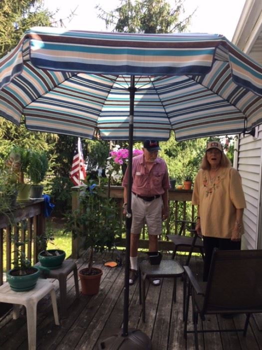 Yard umbrella