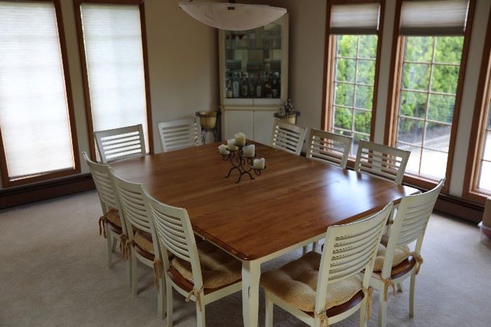 Dining Room Table, 2 leafs, 60 x 80, 10 chairs
