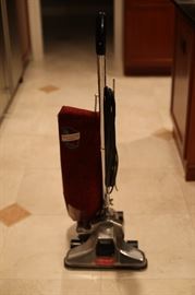 #7972     Royal Upright Vacuum Cleaner
