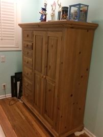 Armoire