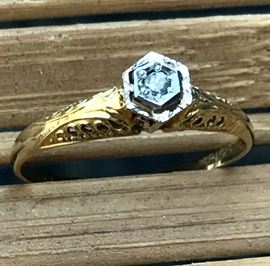 Petite Vintage Diamond Ring