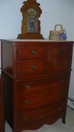 BEAUTIFUL CHEST MATCHES  DRESSER AND BED ANTIQUE SHELF CLOCK  