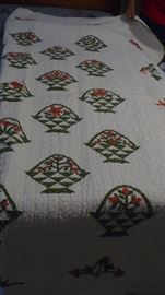 HAND MADE FLOWER BASKET QUILT  NICE  ALL THE QUILTS ARE IN NICE CONDITION