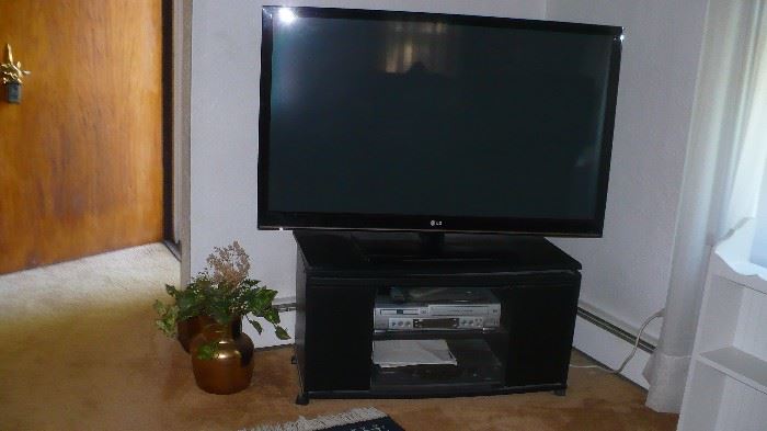 50" LG PLASMA TELEVISION AND STAND