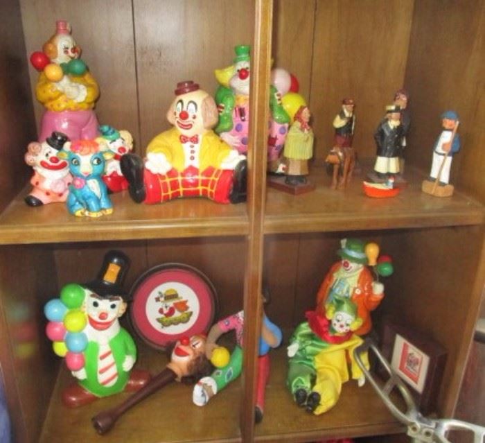Vintage clown collectibles, some banks