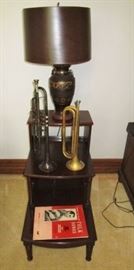 vintage trumpet, bugle, vintage lamp, end table