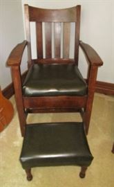 Mission style chair w/ foot stool