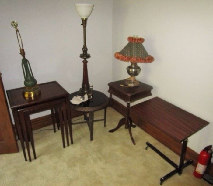 3 set stacking tables, metal table w/ glass top, parlor table, misc. vintage lamps