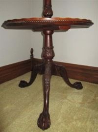 Base of Chippendale style 3 tier pie table