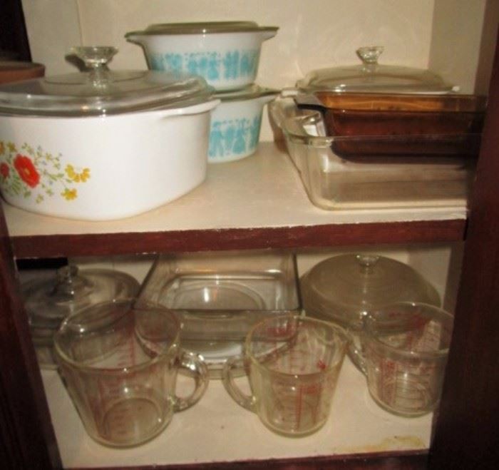Vintage pyrex kitchen collectibles